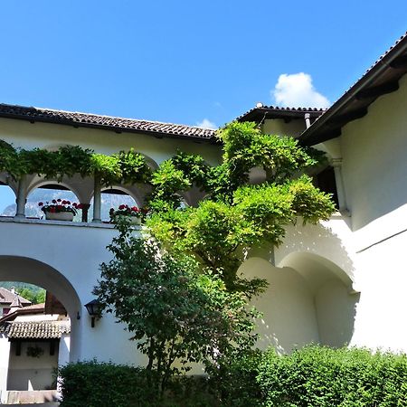 אפיאנו סולה סטרדה דל וינו Apartments Schloss Paschbach מראה חיצוני תמונה