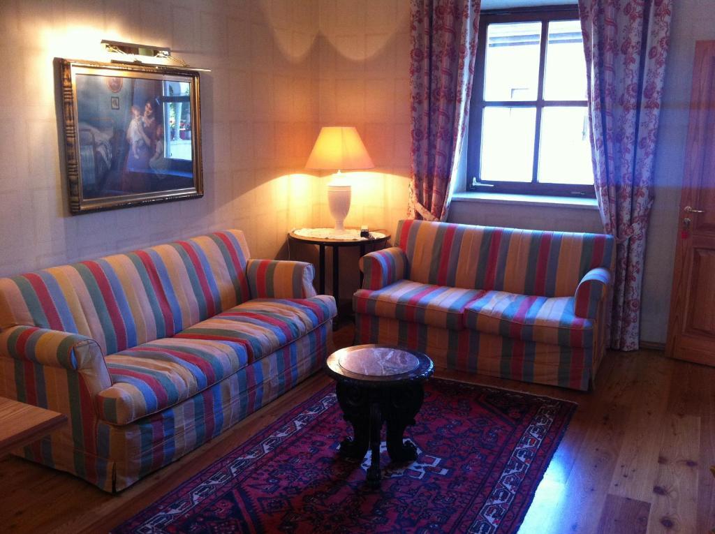 אפיאנו סולה סטרדה דל וינו Apartments Schloss Paschbach חדר תמונה