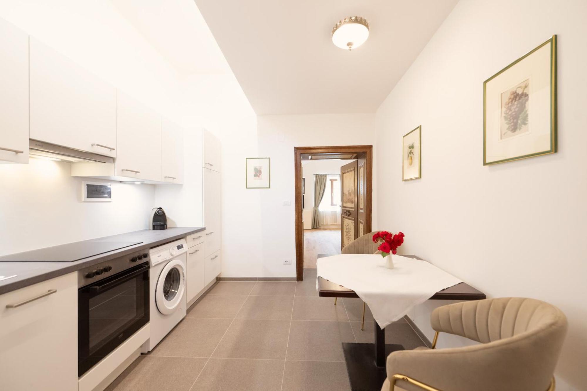 אפיאנו סולה סטרדה דל וינו Apartments Schloss Paschbach מראה חיצוני תמונה
