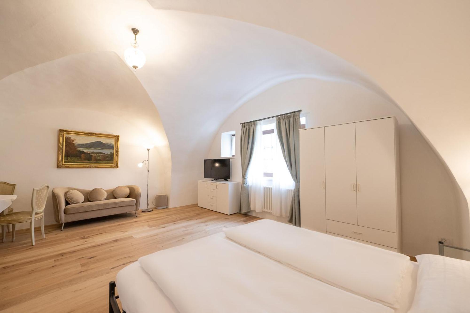 אפיאנו סולה סטרדה דל וינו Apartments Schloss Paschbach מראה חיצוני תמונה