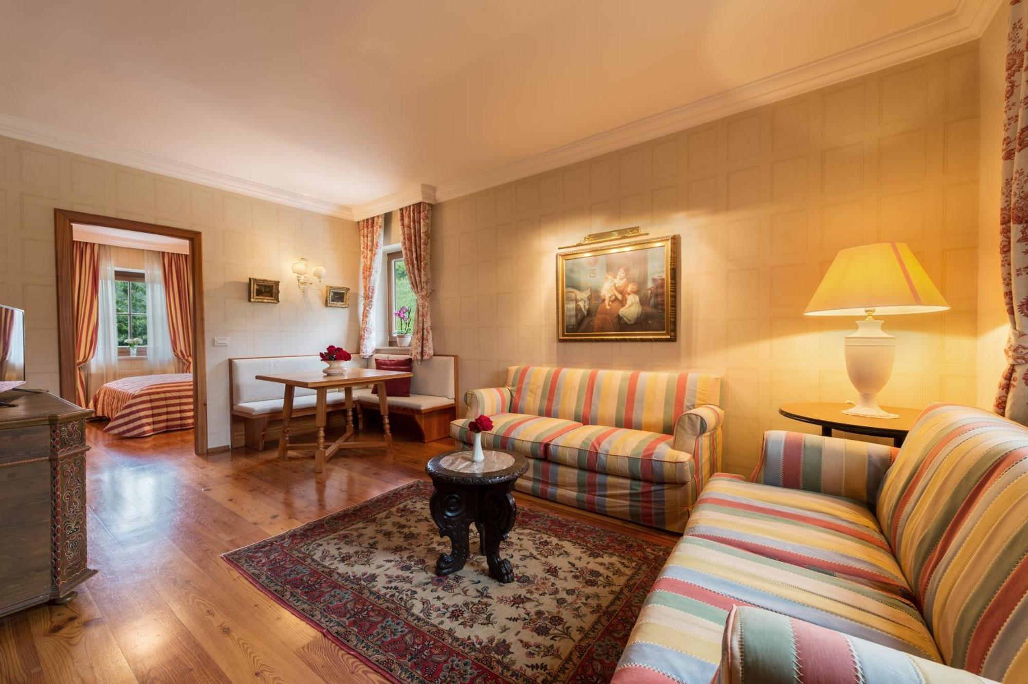 אפיאנו סולה סטרדה דל וינו Apartments Schloss Paschbach מראה חיצוני תמונה