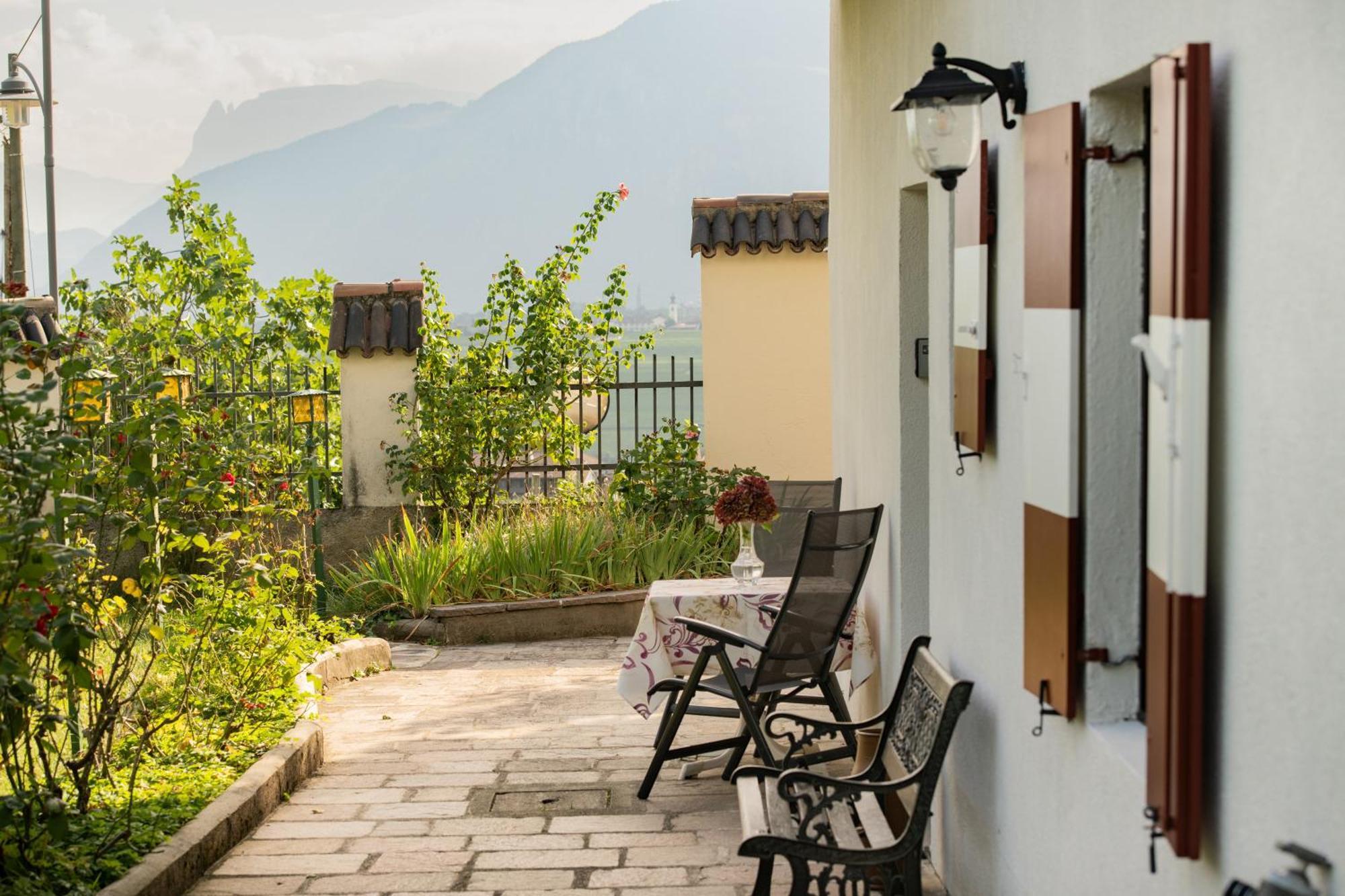 אפיאנו סולה סטרדה דל וינו Apartments Schloss Paschbach מראה חיצוני תמונה