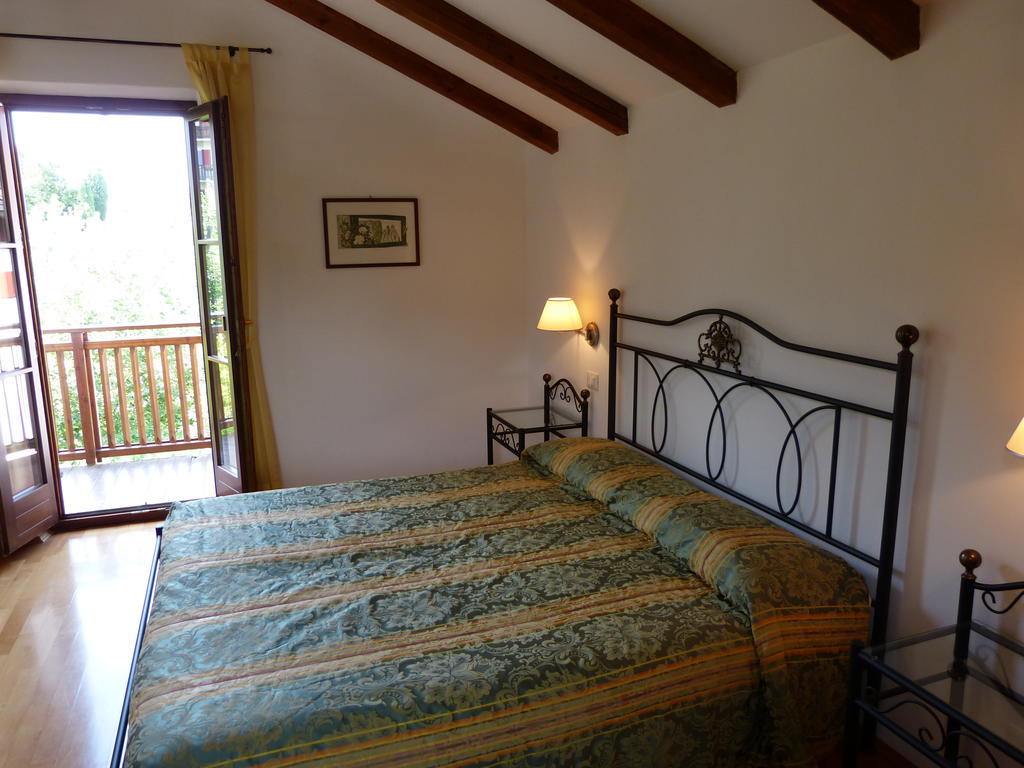 אפיאנו סולה סטרדה דל וינו Apartments Schloss Paschbach חדר תמונה