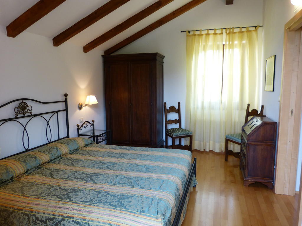 אפיאנו סולה סטרדה דל וינו Apartments Schloss Paschbach חדר תמונה