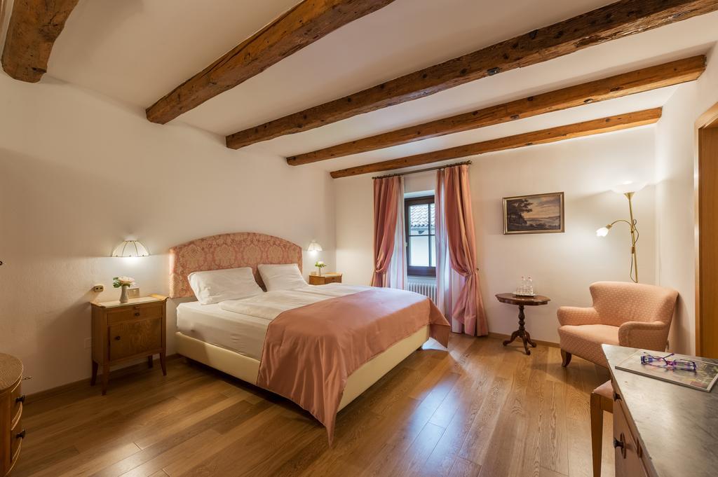 אפיאנו סולה סטרדה דל וינו Apartments Schloss Paschbach מראה חיצוני תמונה